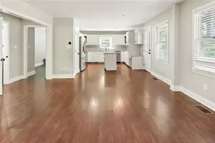 121 W Allison Circle, Carrollton, GA 30117 - Photo 11