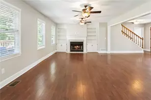 121 W Allison Circle, Carrollton, GA 30117 - Photo 9