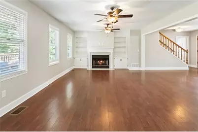 121 W Allison Circle, Carrollton, GA 30117 - Photo 9