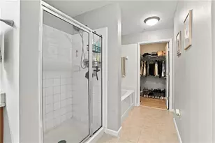 3040 Peachtree Rd NW, Atlanta, GA 30305 - Photo 19