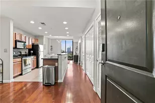 3040 Peachtree Rd NW, Atlanta, GA 30305 - Photo 5