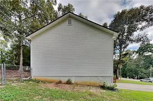 123 Burton Dr, Douglasville, GA 30134 - Photo 17