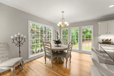 4649 Windsor Drive, Flowery Branch, GA 30542 - Photo 19