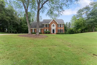 4649 Windsor Drive, Flowery Branch, GA 30542 - Photo 3