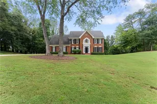 4649 Windsor Dr, Flowery Branch, GA 30542 - Photo 3