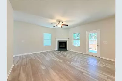 3946 Kingfisher Drive, Atlanta, GA 30349 - Photo 5