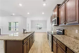403 Bramlett Ridge Dr, Dallas, GA 30157 - Photo 7