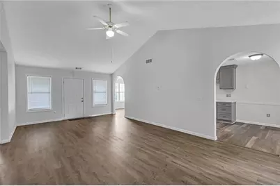 4345 Lexington Ridge Drive, Loganville, GA 30052 - Photo 5