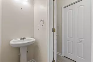 2746 Rocky Ct, Atlanta, GA 30349 - Photo 17