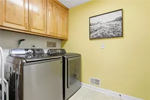 805 Ivy Ridge Dr, Loganville, GA 30052 - Photo 25
