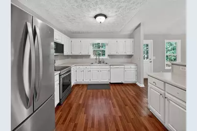 1052 Crystal Brook Way, Monroe, GA 30655 - Photo 9