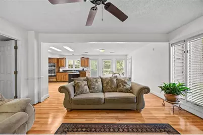 2335 Ettas Circle, Conyers, GA 30013 - Photo 17