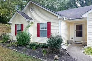 4391 Marci St, Snellville, GA 30039 - Photo 3