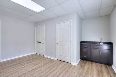 2621 Sandy Plains Road #Suite 201, Marietta, GA 30066 - Photo 7