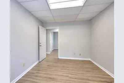 2621 Sandy Plains Road #Suite 201, Marietta, GA 30066 - Photo 15