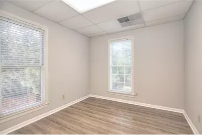 2621 Sandy Plains Road #Suite 201, Marietta, GA 30066 - Photo 9
