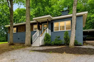 372 Gabrels Dr, Clarkesville, GA 30523 - Photo 1