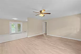 285 Amanda Ct, Stockbridge, GA 30281 - Photo 9