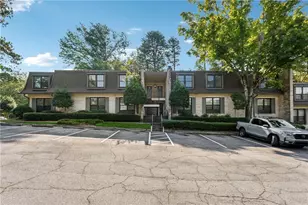 106 La Rue Pl, Atlanta, GA 30327 - Photo 11