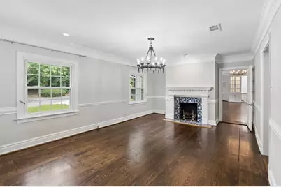 585 Idlewood Drive, Sandy Springs, GA 30327 - Photo 15