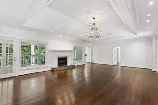 585 Idlewood Dr, Sandy Springs, GA 30327 - Photo 5