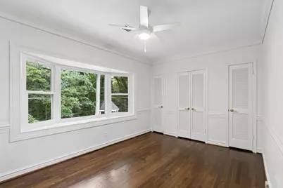 585 Idlewood Drive, Sandy Springs, GA 30327 - Photo 25