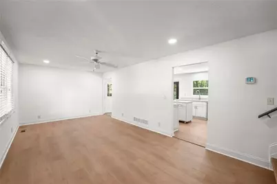 105 Stone Wood Lane, Lawrenceville, GA 30046 - Photo 11