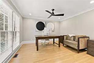 5179 Meadowlake Dr, Dunwoody, GA 30338 - Photo 5