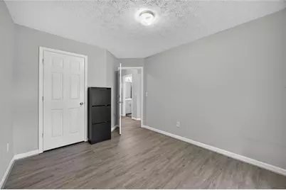 7512 Deer Creek Drive, Union City, GA 30291 - Photo 13