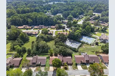 1555 Burnstone Drive, Stone Mountain, GA 30088 - Photo 27