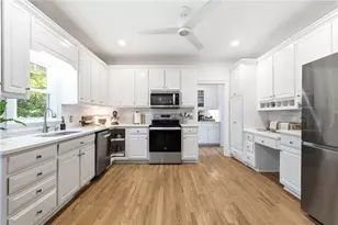4790 Hamptons Club Dr, Alpharetta, GA 30004 - Photo 13
