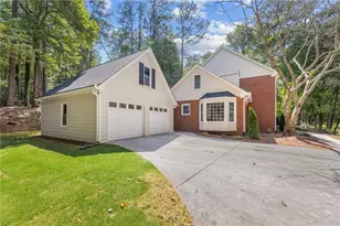 3442 Johnson Ferry Rd NE, Roswell, GA 30075 - Photo 3