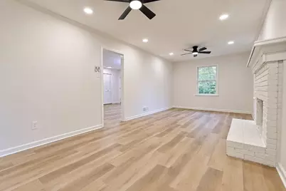 3401 San Antonio Drive, Snellville, GA 30039 - Photo 11