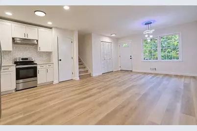 3401 San Antonio Drive, Snellville, GA 30039 - Photo 13