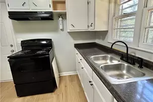 4403 Lincoln Jones Rd, Ellenwood, GA 30294 - Photo 9
