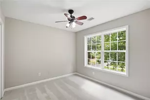 198 Wallace Hill Ct, Lawrenceville, GA 30045 - Photo 19