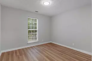 140 Oaklake Dr, Covington, GA 30016 - Photo 13