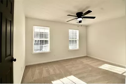 9515 Lakeview Road, Union City, GA 30291 - Photo 17