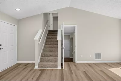 2640 Rolling Hills Way, Conyers, GA 30094 - Photo 3