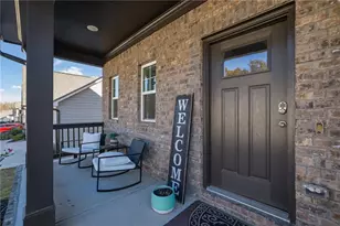 103 Parkers Pl, Hoschton, GA 30548 - Photo 1