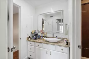 6980 Roswell Rd, Sandy Springs, GA 30328 - Photo 13