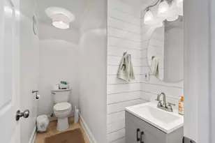 6980 Roswell Rd, Sandy Springs, GA 30328 - Photo 15