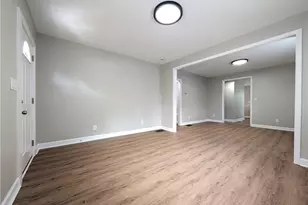 1377 Pine Ave, Atlanta, GA 30344 - Photo 3