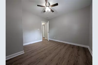 1377 Pine Avenue, Atlanta, GA 30344 - Photo 15