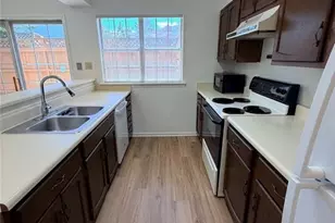 5556 Clover Rise Ln, Norcross, GA 30093 - Photo 3