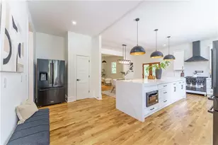 6434 Cherry Tree Ln, Sandy Springs, GA 30328 - Photo 21