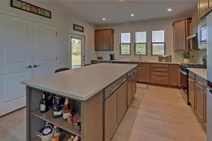 5724 Grapewood St, Hoschton, GA 30548 - Photo 13