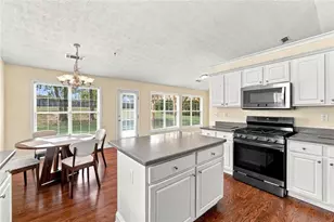 3338 Woodtree Ln, Buford, GA 30519 - Photo 13
