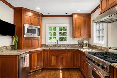 2692 Osborne Road NE, Brookhaven, GA 30319 - Photo 15