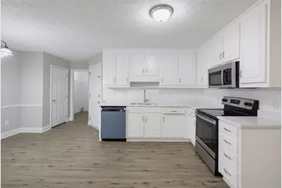 310 Rockingham Drive, Loganville, GA 30052 - Photo 21
